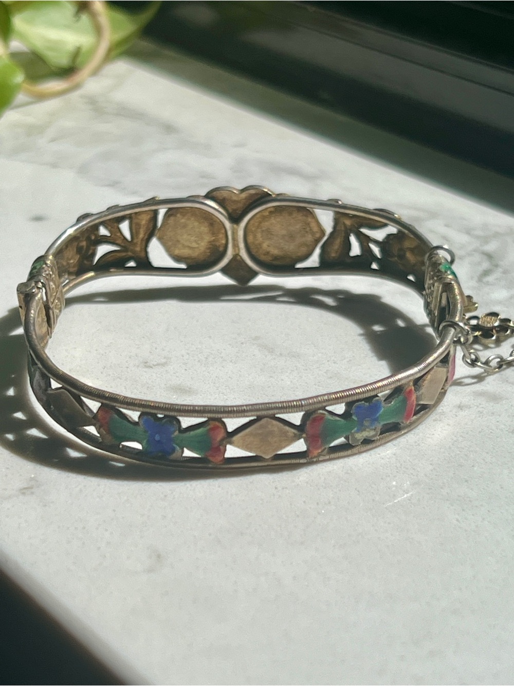 Vintage Cloisonné Enamel Hinged Bangle Bracelet Floral Heart Safety Chain 2.5” - Picture 3 of 4